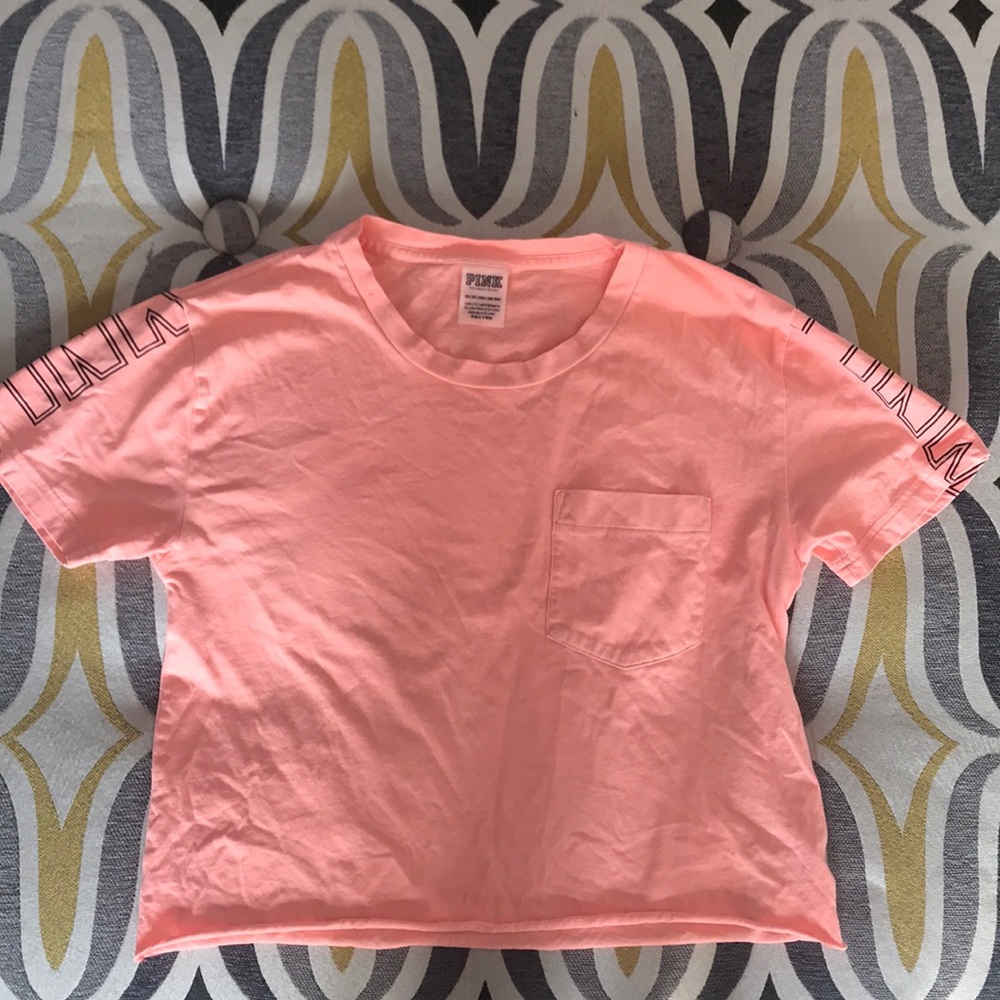 VS PINK crop